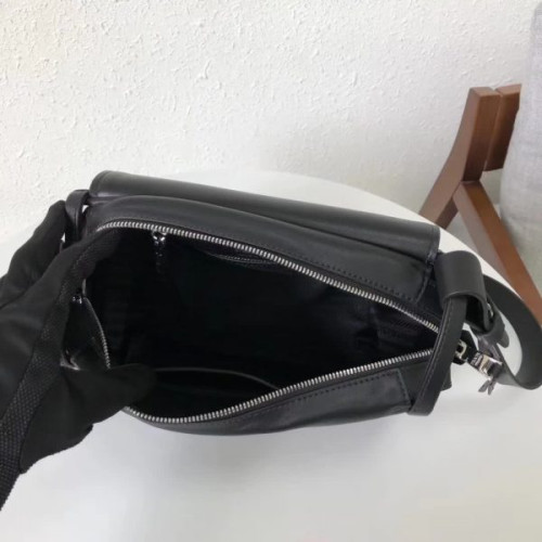 Pra*a-bag-226