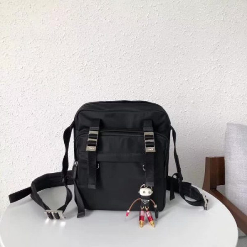 Pra*a-bag-229