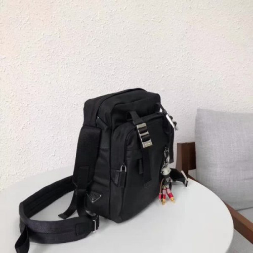 Pra*a-bag-229