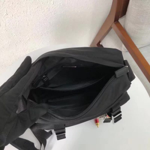 Pra*a-bag-229