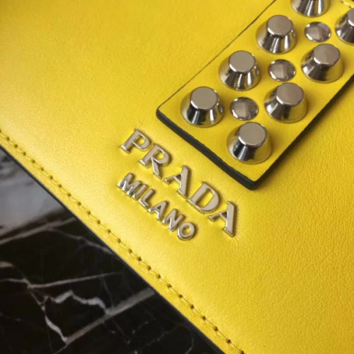 Pra*a-bag-22