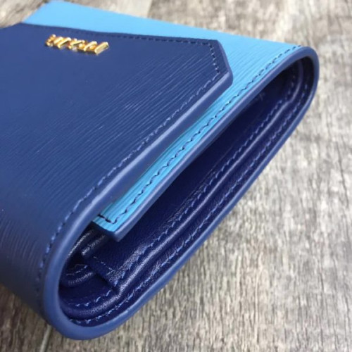 Pra*a-bag-255