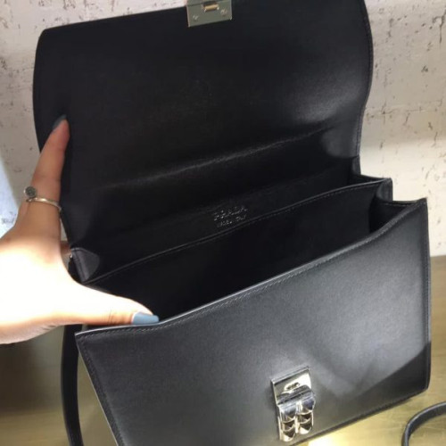 Pra*a-bag-25