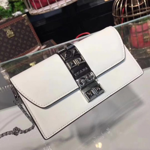 Pra*a-bag-27