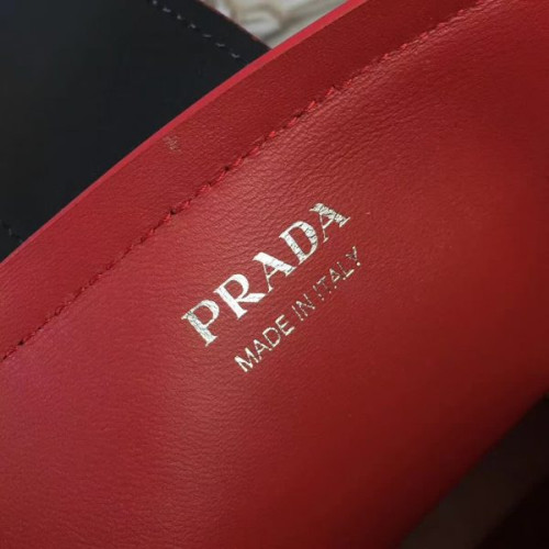 Pra*a-bag-36
