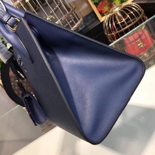 Pra*a-bag-50