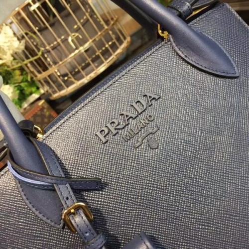 Pra*a-bag-50