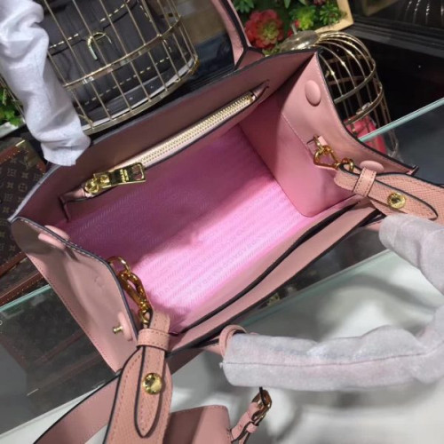 Pra*a-bag-53