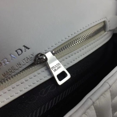 Pra*a-bag-5
