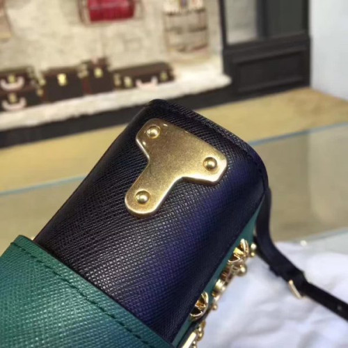 Pra*a-bag-67