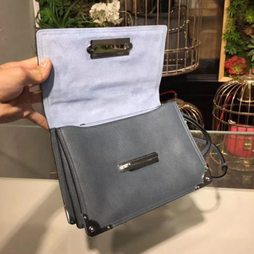 Pra*a-bag-78