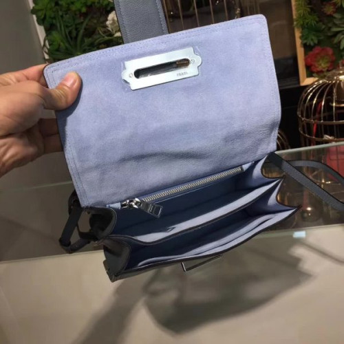 Pra*a-bag-78