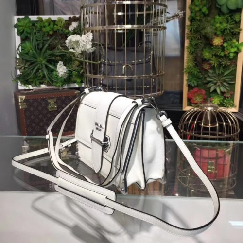 Pra*a-bag-79