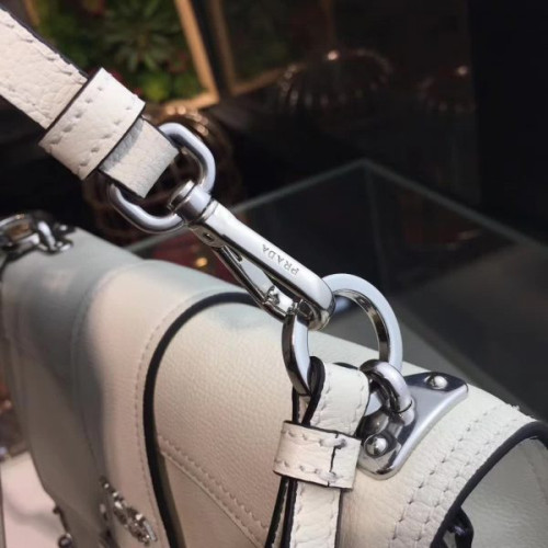 Pra*a-bag-79