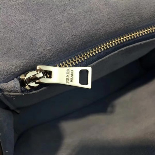 Pra*a-bag-79