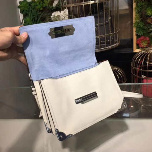 Pra*a-bag-79
