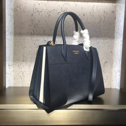 Pra*a-bag-81