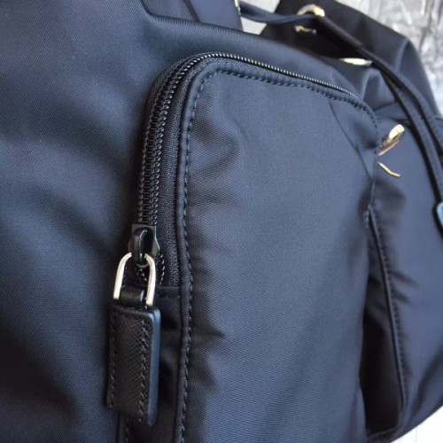 Pra*a-bag-90
