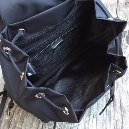 Pra*a-bag-90