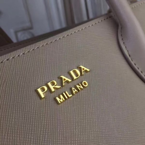 Pra*a-bag-94