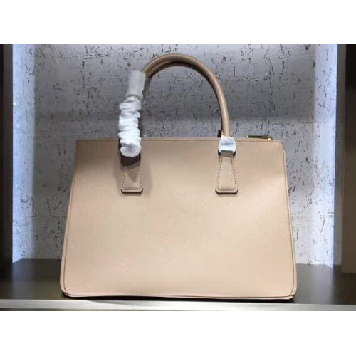 Pra*a-bag-96