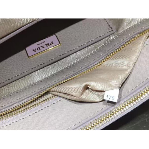 Pra*a-bag-96