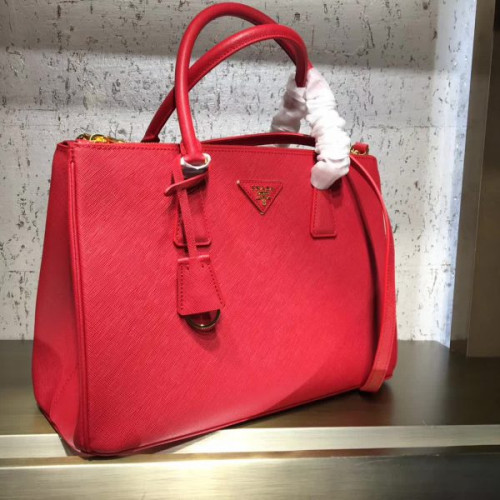 Pra*a-bag-97