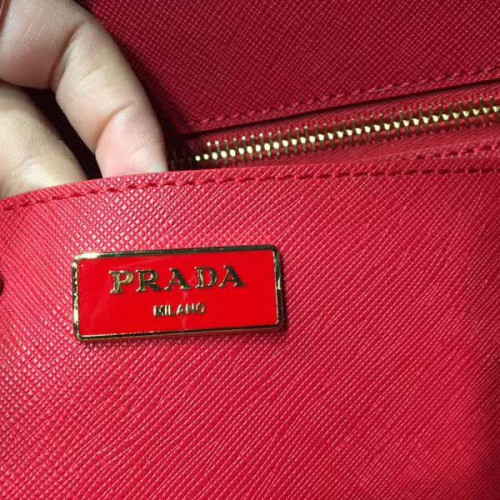 Pra*a-bag-97
