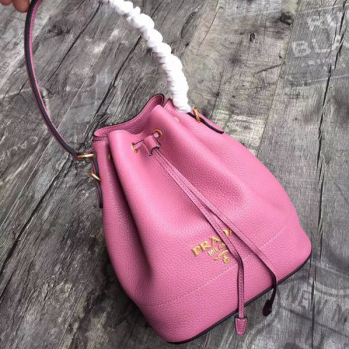 Pra*a-bucket-bag