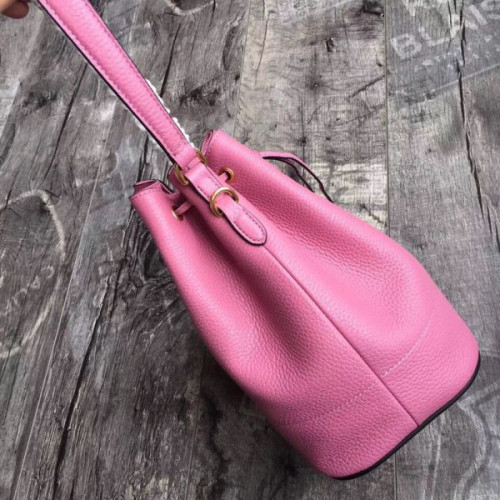 Pra*a-bucket-bag