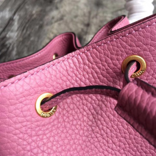 Pra*a-bucket-bag