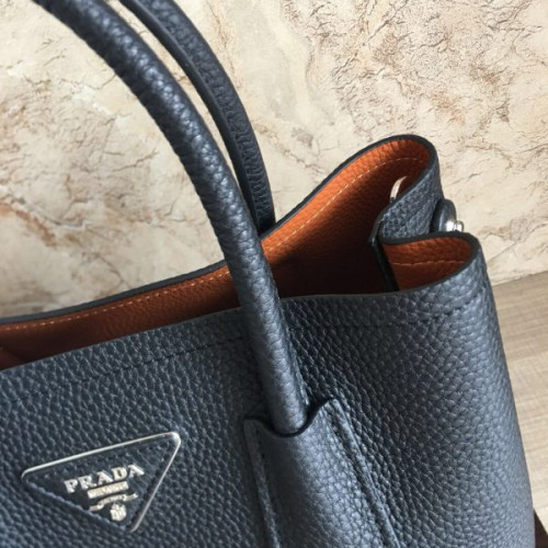 Pra*a-double-handbag-2
