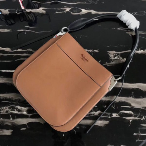 Pra*a-margit-bag-2