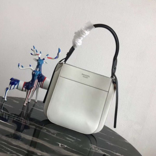 Pra*a-margit-bag-3
