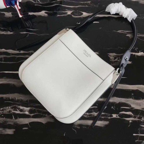 Pra*a-margit-bag-3