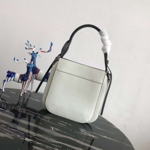 Pra*a-margit-bag-3