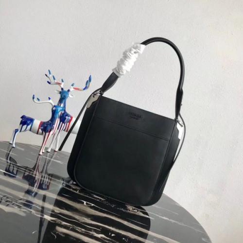 Pra*a-margit-bag-4