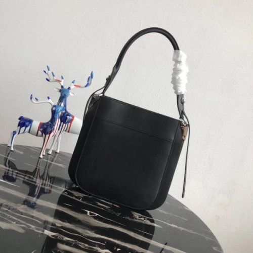 Pra*a-margit-bag-4