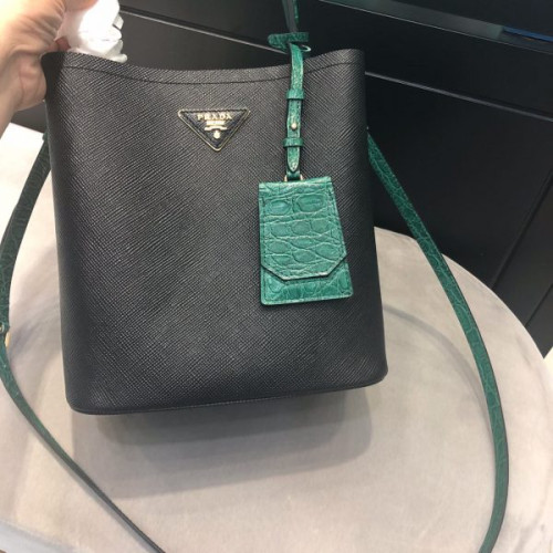 Pra*a-panier-3