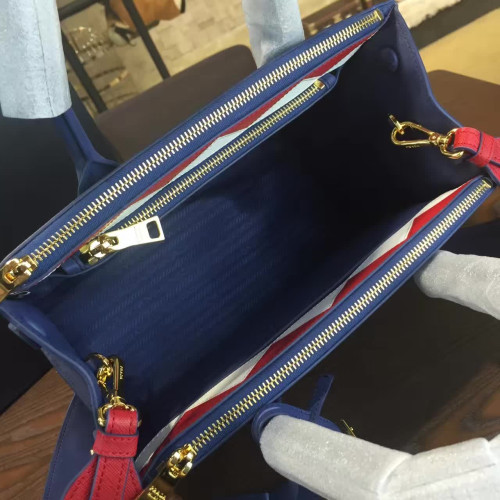 Pra*a-paradigme-replica-bag-drakblue-2