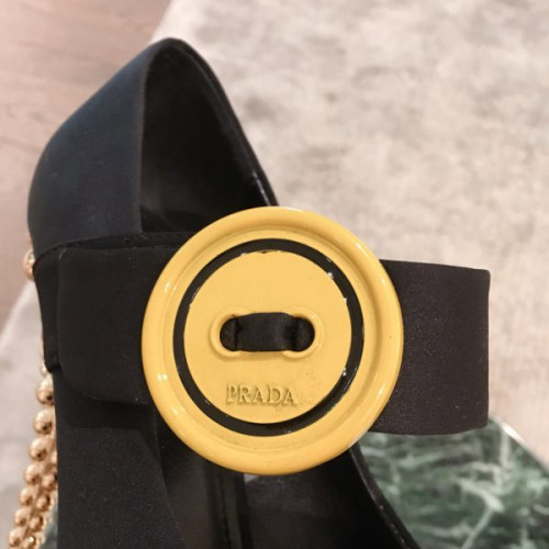 Pra*a-shoes-12