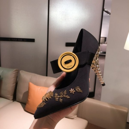 Pra*a-shoes-12