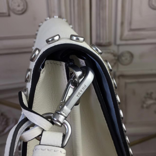 Pra*a-shoulder-bag-10
