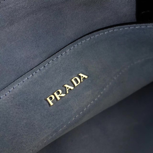 Pra*a-shoulder-bag-4