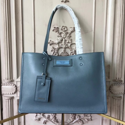 Pra*a-shoulder-bag-5