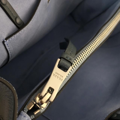 Pra*a-shoulder-bag-5