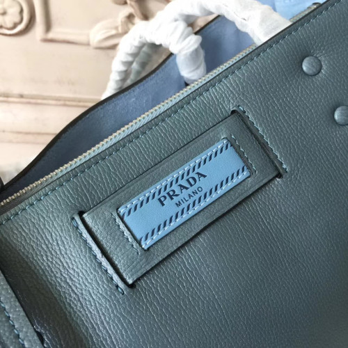 Pra*a-shoulder-bag-5