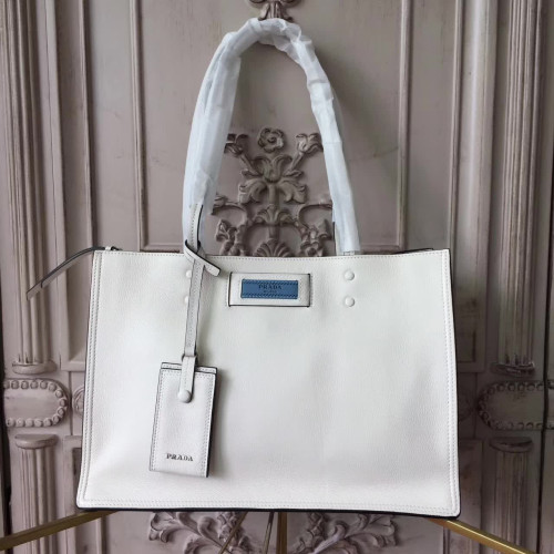 Pra*a-shoulder-bag-7
