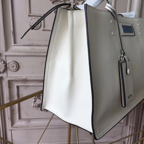 Pra*a-shoulder-bag-7