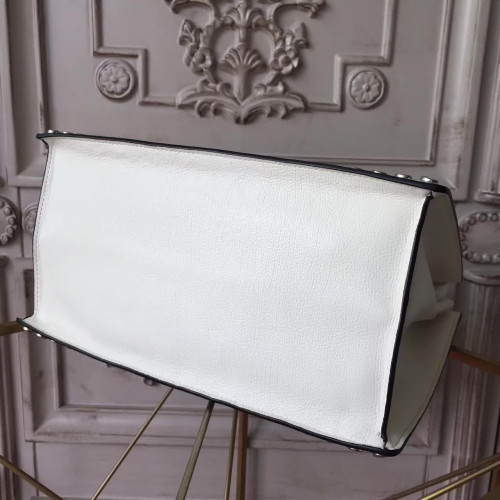 Pra*a-shoulder-bag-8